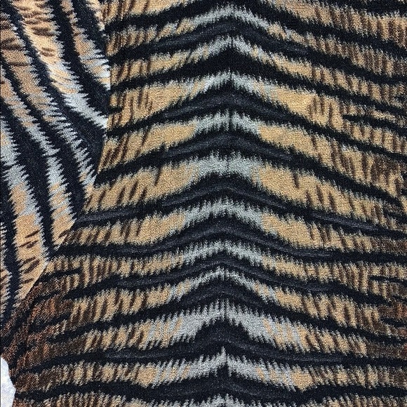 TIGER PRINT SHIRT - Picture 5 of 6